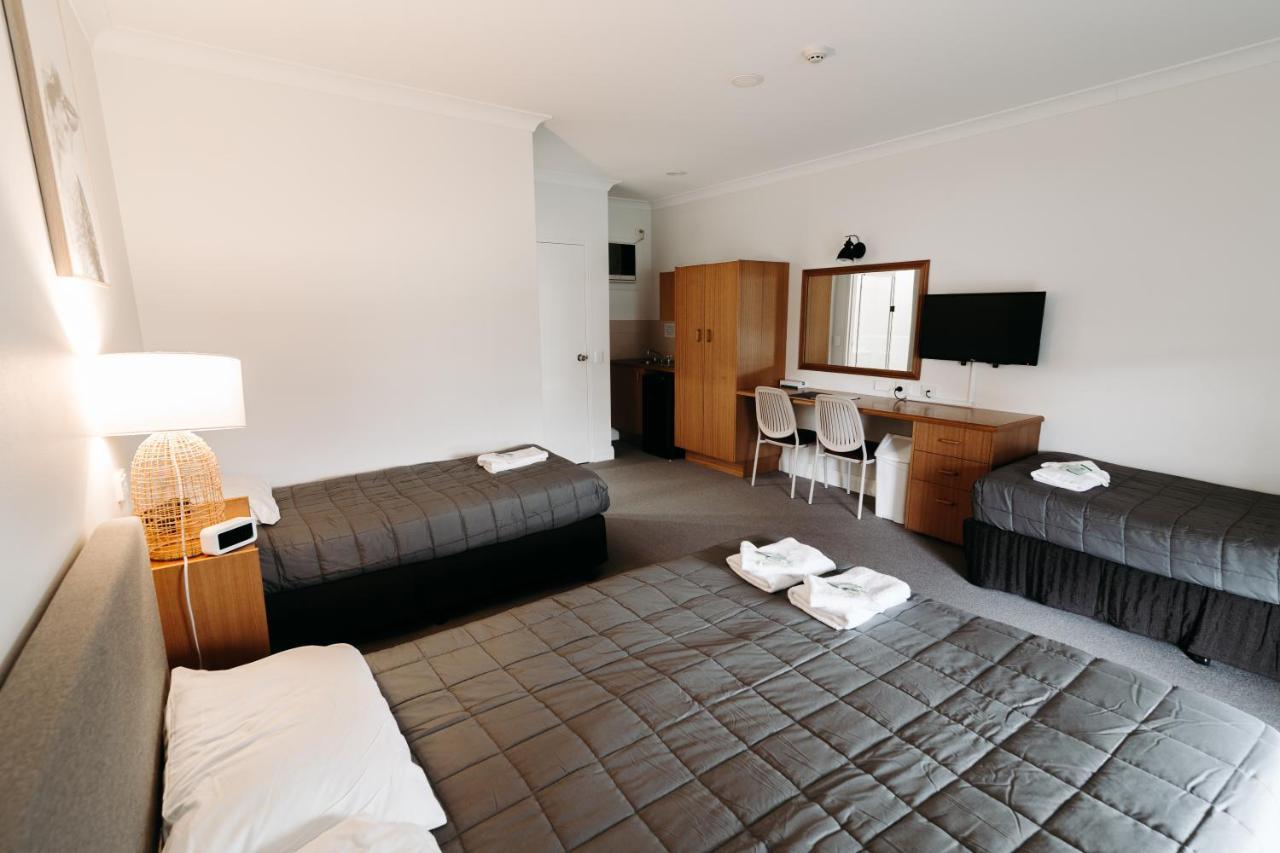 The Ophir Hotel ออเรนจ์ ภายนอก รูปภาพ