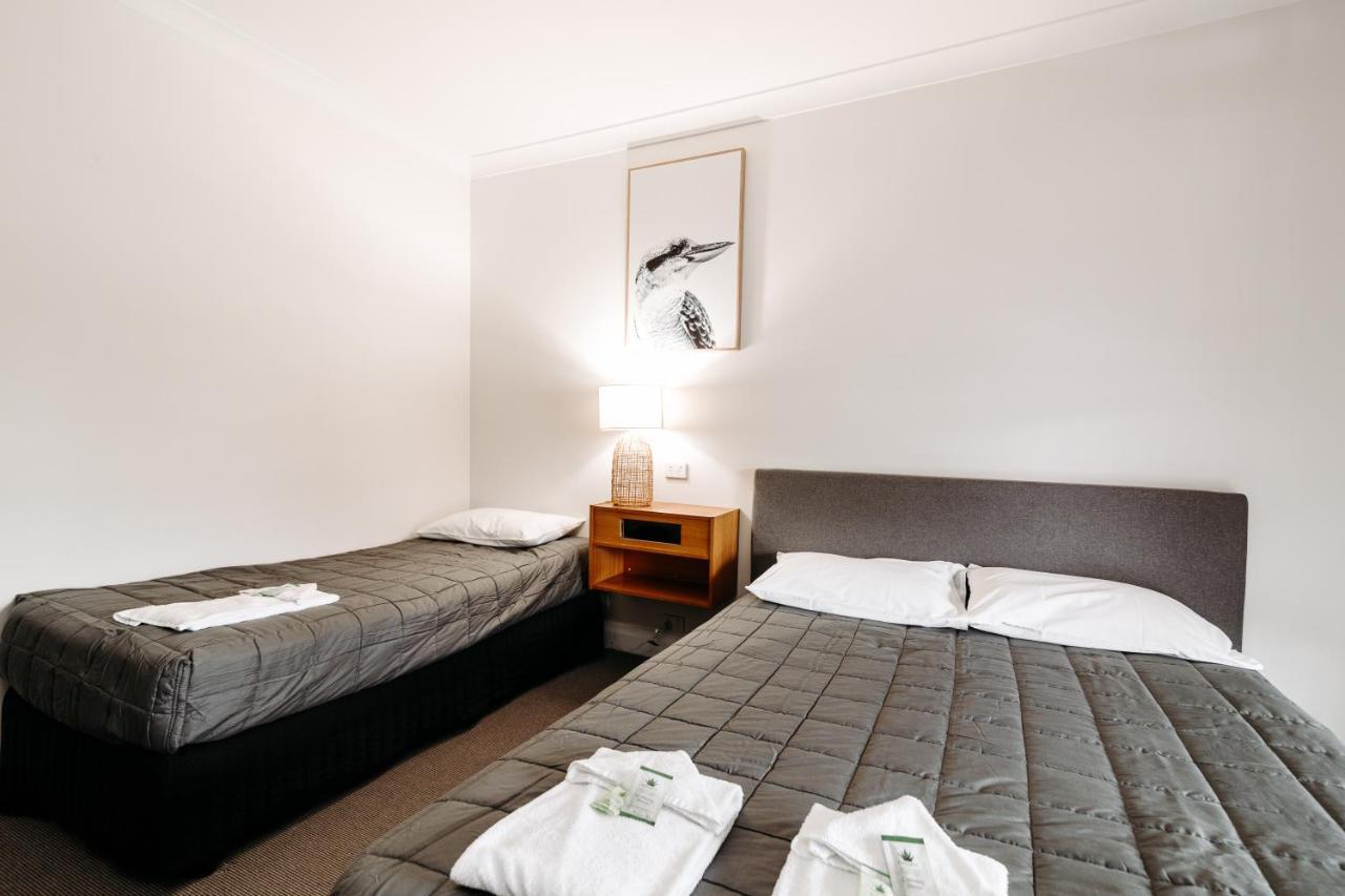 The Ophir Hotel ออเรนจ์ ภายนอก รูปภาพ