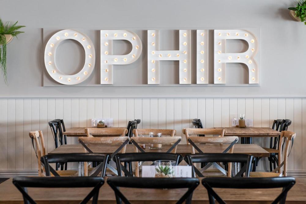 The Ophir Hotel ออเรนจ์ ภายนอก รูปภาพ